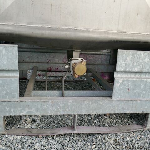 1050 Liter IBC Container aus V4A Waldner 9380