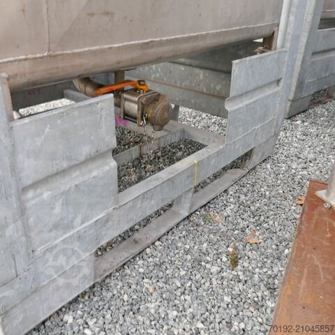 1050 Liter IBC Container aus V4A Waldner 9380