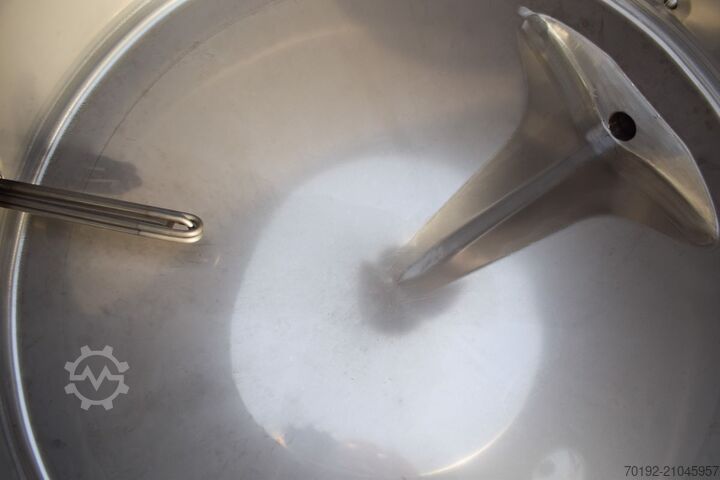 565 liter heated container made of V2A stainless steel Azzini S16300