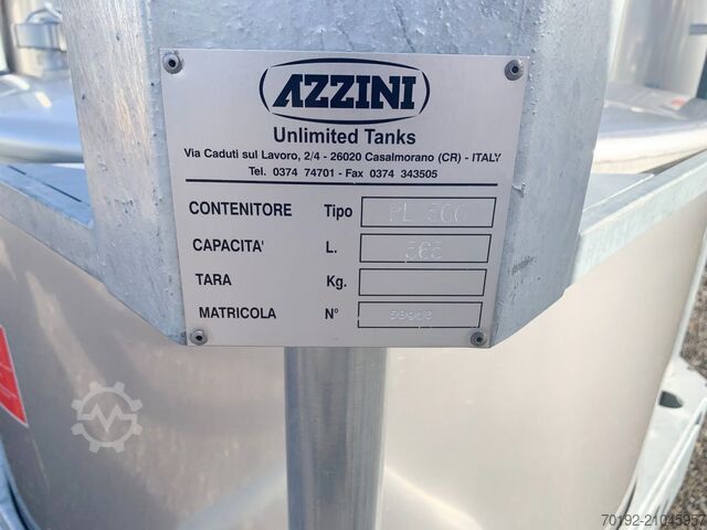 565 liter heated container made of V2A stainless steel Azzini S16300