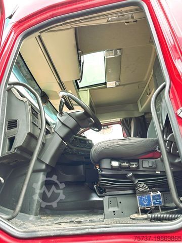 Tipper truck VOLVO FH 550 Kipper + Heuser Kipper AH