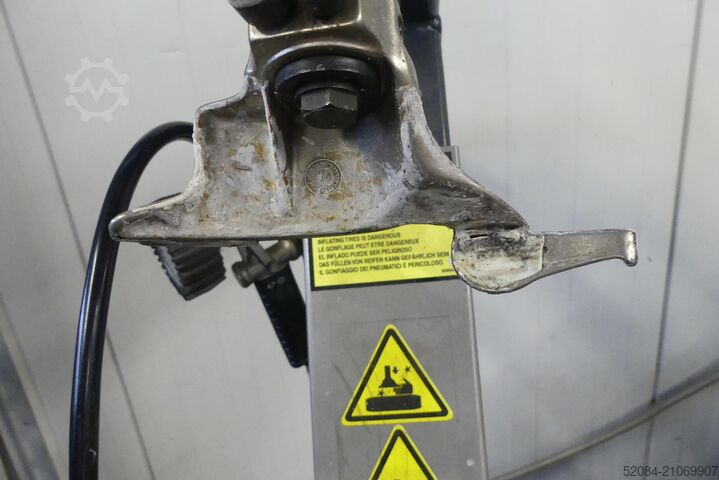 ATT - Reifenmontiermaschine ATT Liga C 130