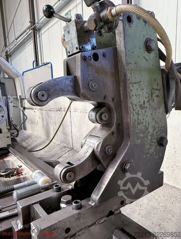 Leit- und Zugspindeldrehmaschine SAEILO SJ-660/3300