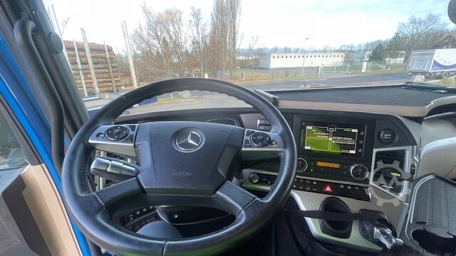 Logging truck Mercedes-Benz Actros 26/54