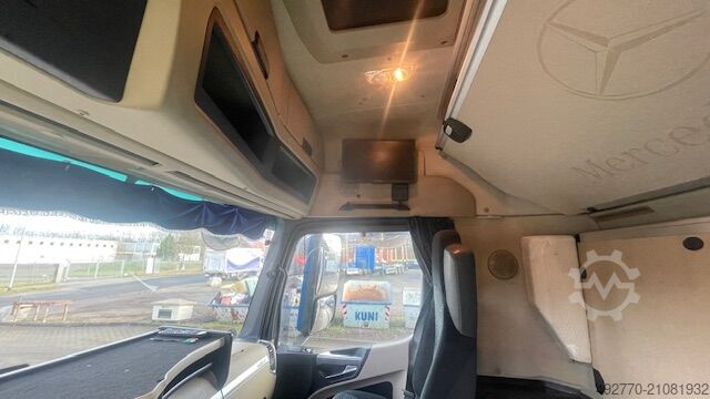 Logging truck Mercedes-Benz Actros 26/54