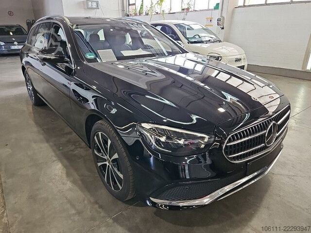 Minibus MERCEDES-BENZ E 300 de 4Matic T-Modell Burmester Pano Head-UP