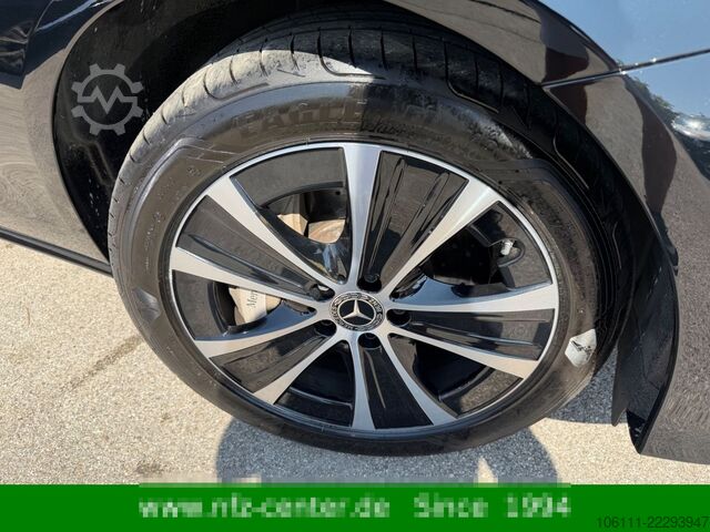 Minibus MERCEDES-BENZ E 300 de 4Matic T-Modell Burmester Pano Head-UP