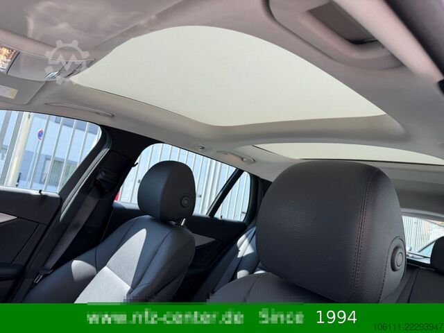Minibus MERCEDES-BENZ E 300 de 4Matic T-Modell Burmester Pano Head-UP