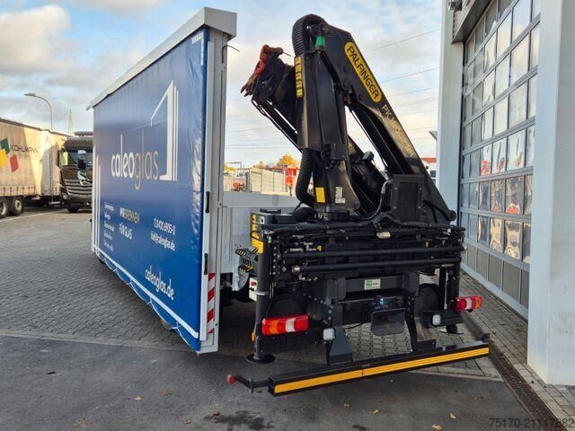 Plattformanhänger Mercedes-Benz Atego 1324 L Glaswand Heckkran PK10002 SH Funk