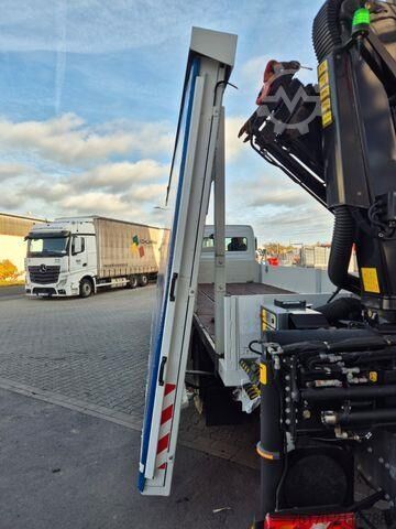 Plattformanhänger Mercedes-Benz Atego 1324 L Glaswand Heckkran PK10002 SH Funk