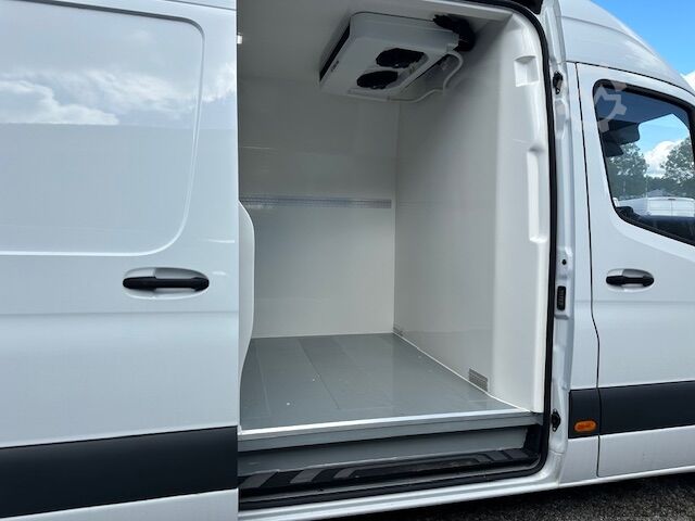 Reefer van Mercedes-Benz Sprinter 315 Maxi Frischdienst Fahrt-Sta
