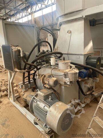 Brikettiermaschine UMP Technika BP 500