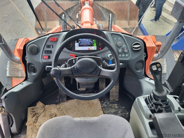 Radlader Hitachi ZW250-6