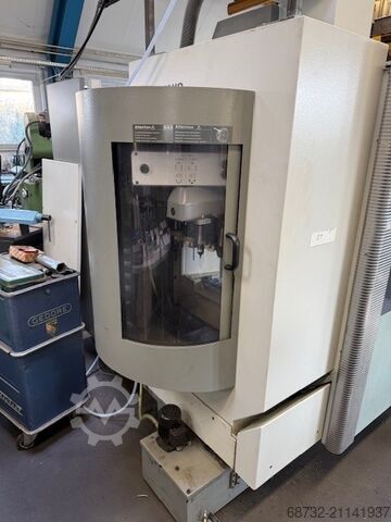 Universal-Bearbeitungszentrum Deckel Maho DMU 50