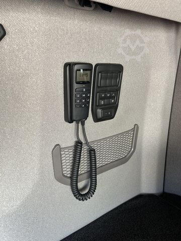 Standard tractor Scania 590S V8 Highline / Retarder / Leder / Vol Lucht...