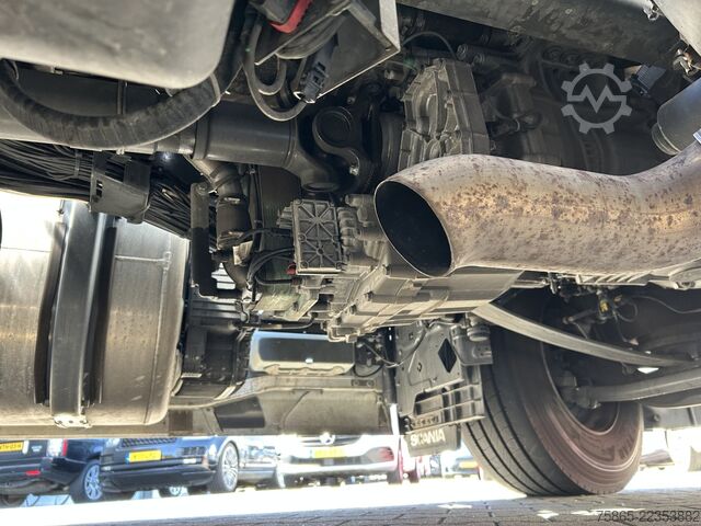 Standard tractor Scania 590S V8 Highline / Retarder / Leder / Vol Lucht...