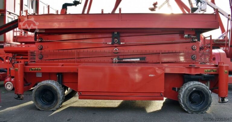 Scissor lift Holland Lift Combistar M-250HYL25 4WD/P/N