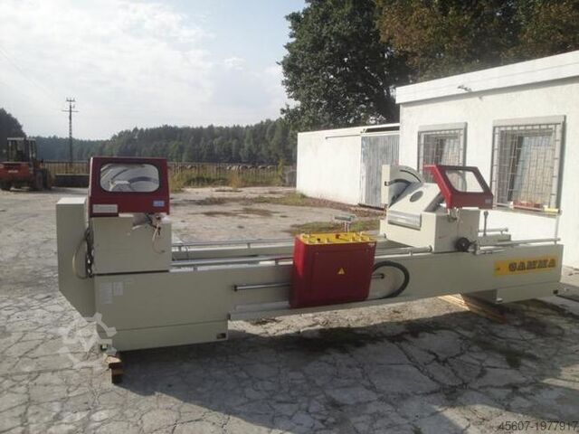 Saw 2 a head for precision cutting of aluminum Saw 2 a head for precision cutting of aluminum Saw 2 a head for precision cutting of aluminum