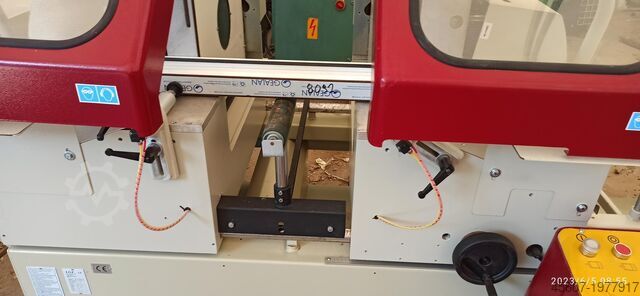 Saw 2 a head for precision cutting of aluminum Saw 2 a head for precision cutting of aluminum Saw 2 a head for precision cutting of aluminum
