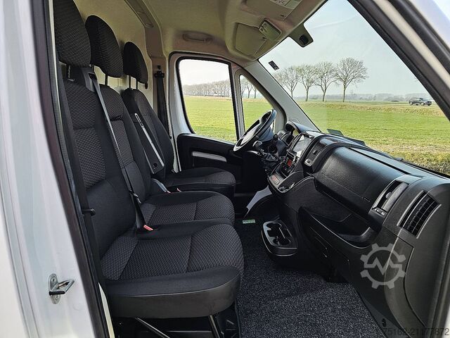 Hochdachkombi PEUGEOT BOXER 2.2 L3H2 Airco Navi