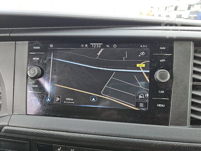 Hochdachkombi VOLKSWAGEN TRANSPORTER 2.0 TDI T6.1 L2H1 2xZijdeur!