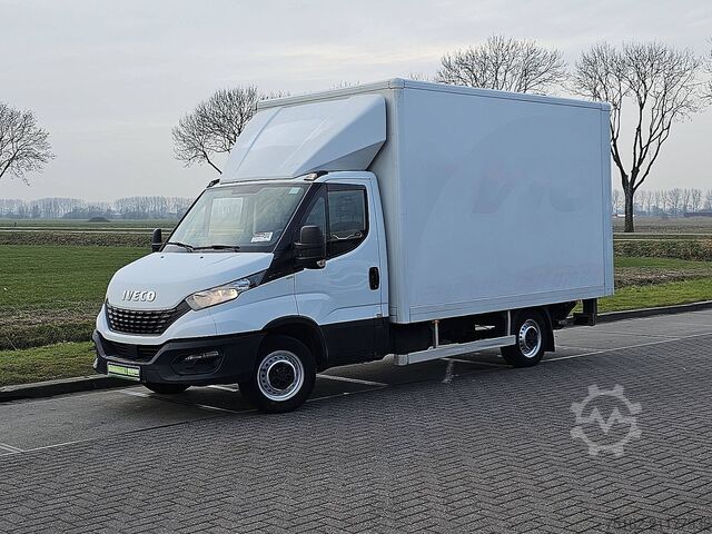 Koffer IVECO DAILY 35S12 Bakwagen Laadklep!