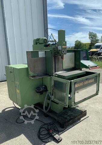 Universal CNC Milling Machine MAHO MH 400 E