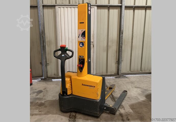 Electric Stacker Jungheinrich EMC B10