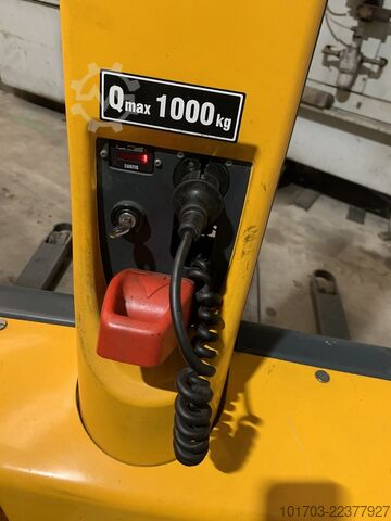 Electric Stacker Jungheinrich EMC B10