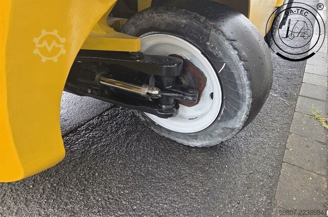 LP gas Yale GPL55VX