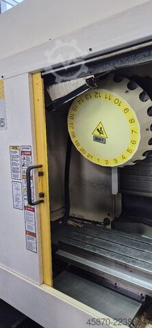 Vertical machining center Fanuc Robodrill