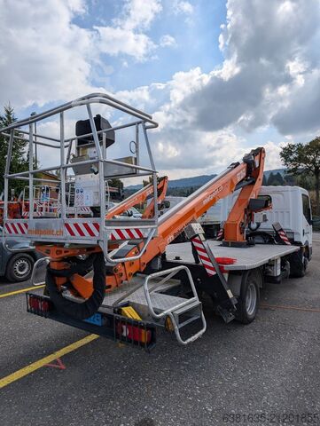 Selbstfahrende Arbeitsbühne Lion Lift GT21-10