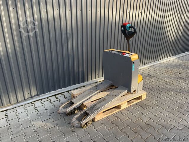 Electric Pallet Truck Jungheinrich EJEM13