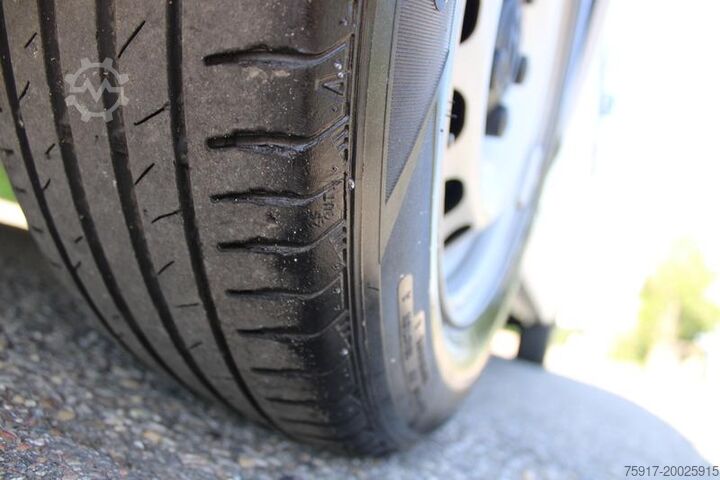 Refrigerator body van VOLKSWAGEN Caddy2.0 Maxi, Euro6,-10°C Motor+Strom, Tüv 5/27