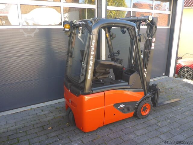 Electric 3-wheel forklift Linde E15