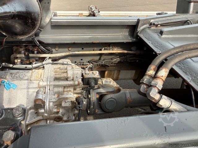 Roll-off tipper truck MERCEDES-BENZ Actros 2543 6x2 Klima + Kupplung