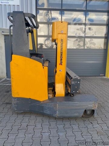 4-way forklift Jungheinrich ETV Q 20