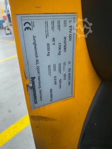 4-way forklift Jungheinrich ETV Q 20