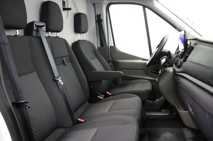 Delivery van Ford Transit 330 2.0 TDCI L3H2 170PK Automaat EURO 6...
