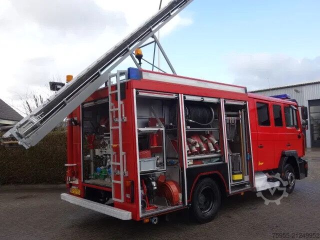 Fire engine MAN 14.284 zieglerpump 2000liter watertank