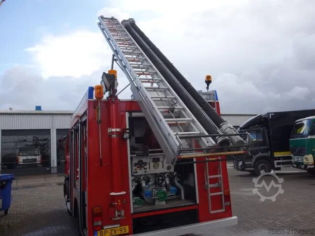 Fire engine MAN 14.284 zieglerpump 2000liter watertank