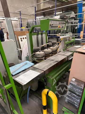 Round corner grinding machine Adelio Lattuada Delta M4