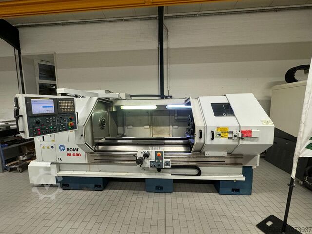 CNC-Drehmaschine ROMI M680