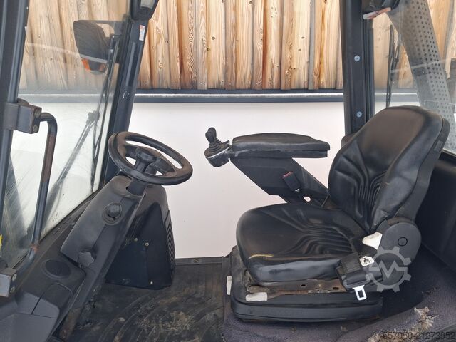 Gabelstapler Linde H 25 Diesel Triplex