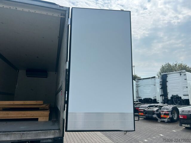Kühlkoffer-LKW DAF LF 290 FA 16 to. Monotemp. TK T1200, blau