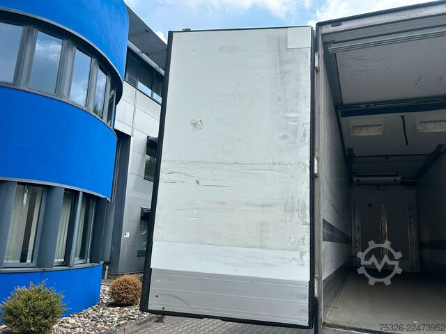 Kühlkoffer-LKW VOLVO FL 280 4x2 SL, 16-to. Bi-Temp