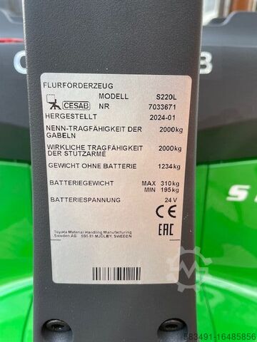 High Lift stacker Cesab S 220 L