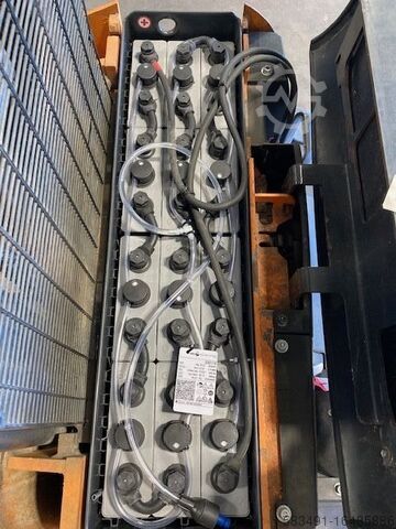 High Lift stacker Still EGV16