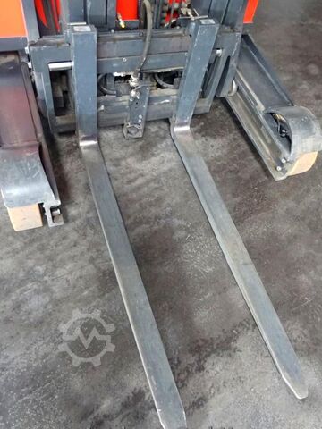 Schubmaststapler Linde R10B-01