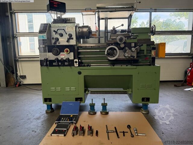 Leit- und Zugspindeldrehmaschine Victor Taichung 400 x 750